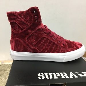 NWB SUPRA youth SKYTOP KIDS SKATE SHOE girls suede hi top sneaker designer